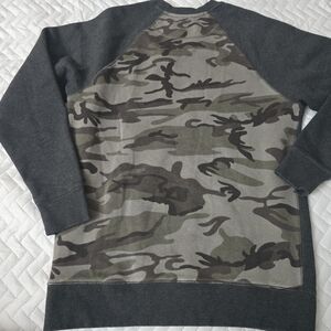 Holden Crewneck Pullover Sweater
